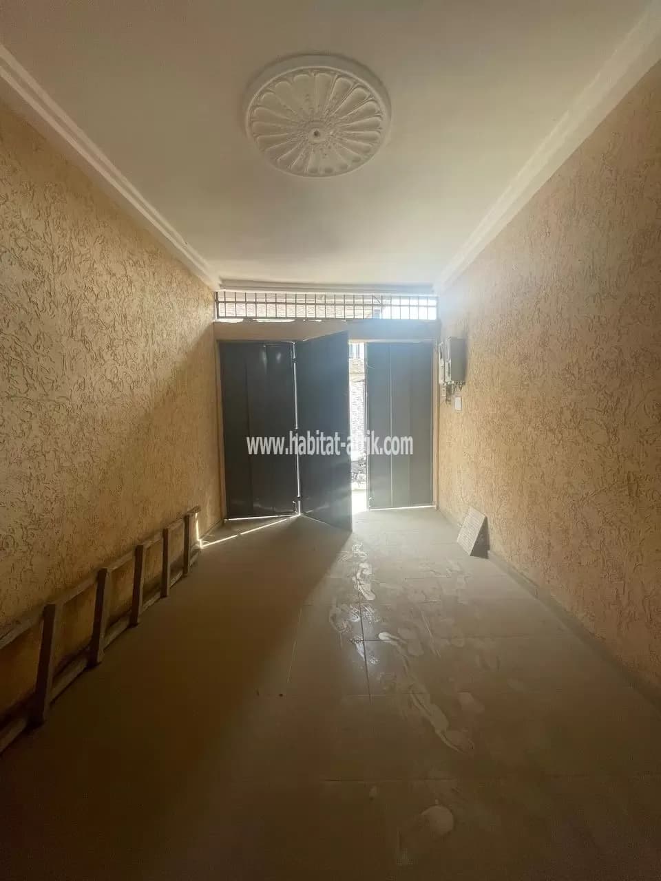 Je mets en location une villa de 2 chambres salon a colombe de la paix lome togo