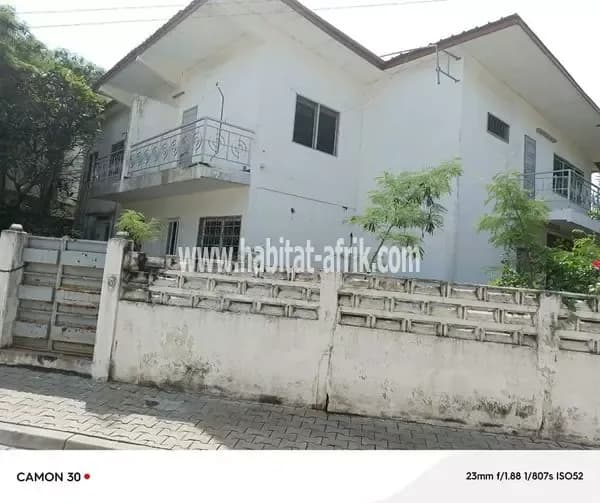 MAISON A VENDRE A PATE D'OIE