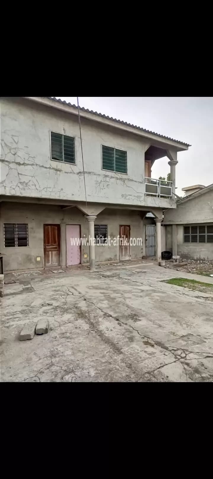 Maison locative à vendre à godomey FIGNONHOU