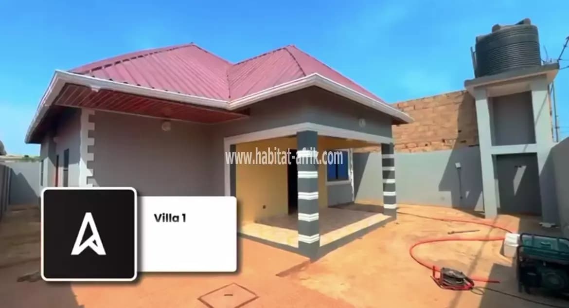 Deux villas jumelles mise en vente construite sur 200 mètres carrés composé de deux (02) chambres salon autonome avec wc visiteur et espace dans la maison situé a 1km de la grande route akato viepe lome togo