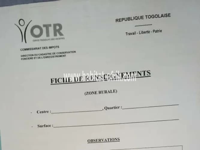 vente d'un quart de lot cloturé a SOGBOSSITO non loin d' Abass bonfoh ou de l'ecole IDH