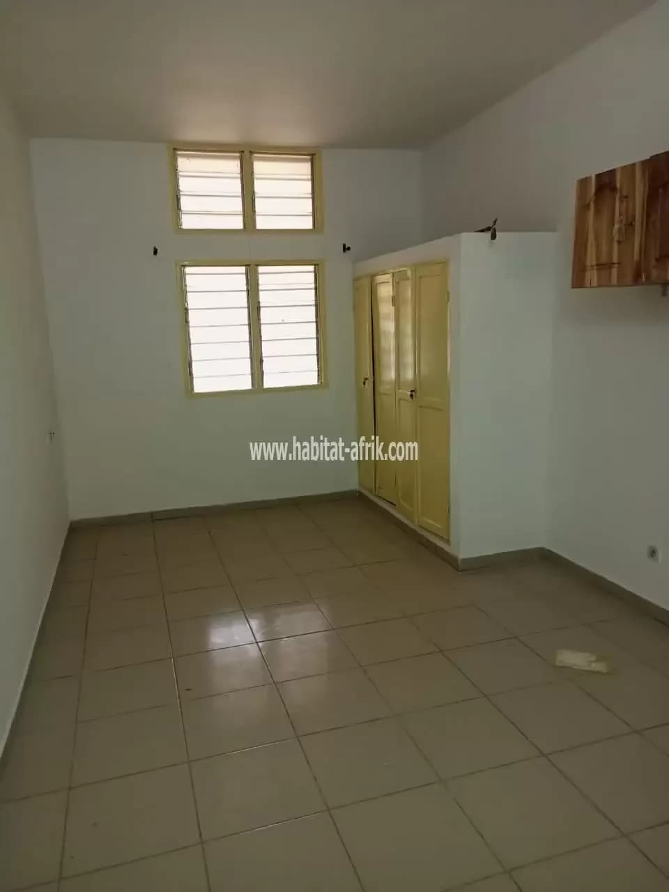 Je mets en location un appartement d’une pièce wcd interne à kegue tinga Lomé togo