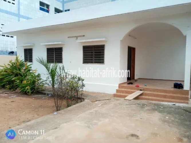 LOCATION Mini Villa 2 chambres salon + 1 dépendance à hedzranawoé piscine Atlantique Lomé-Togo