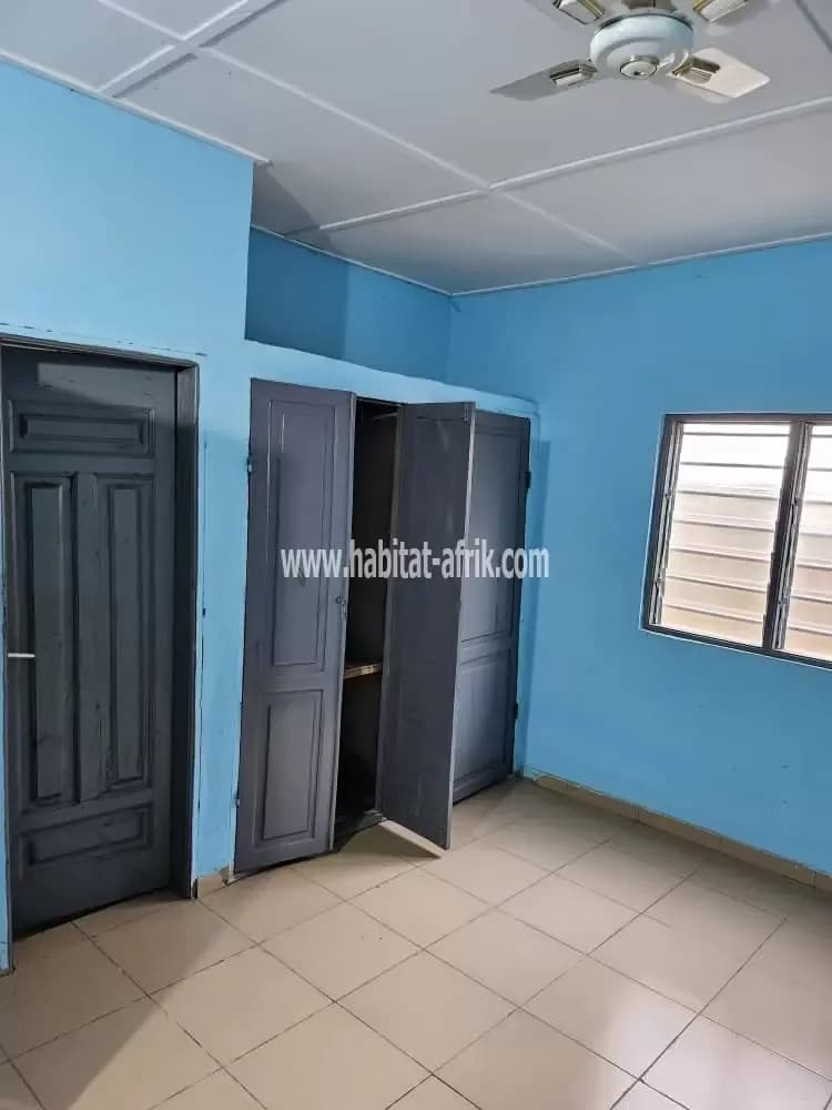 A louer mini villa 2 chambres salon segbe kpodji ARS lome togo