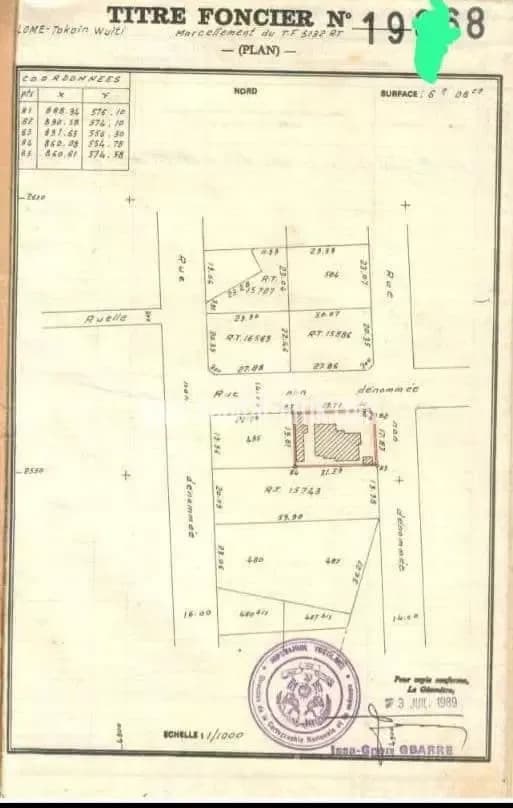 Terrain a vendre un lot en angle de rue avec titre foncier à 300 metres du goudron Hedzranawoe novissi lome togo