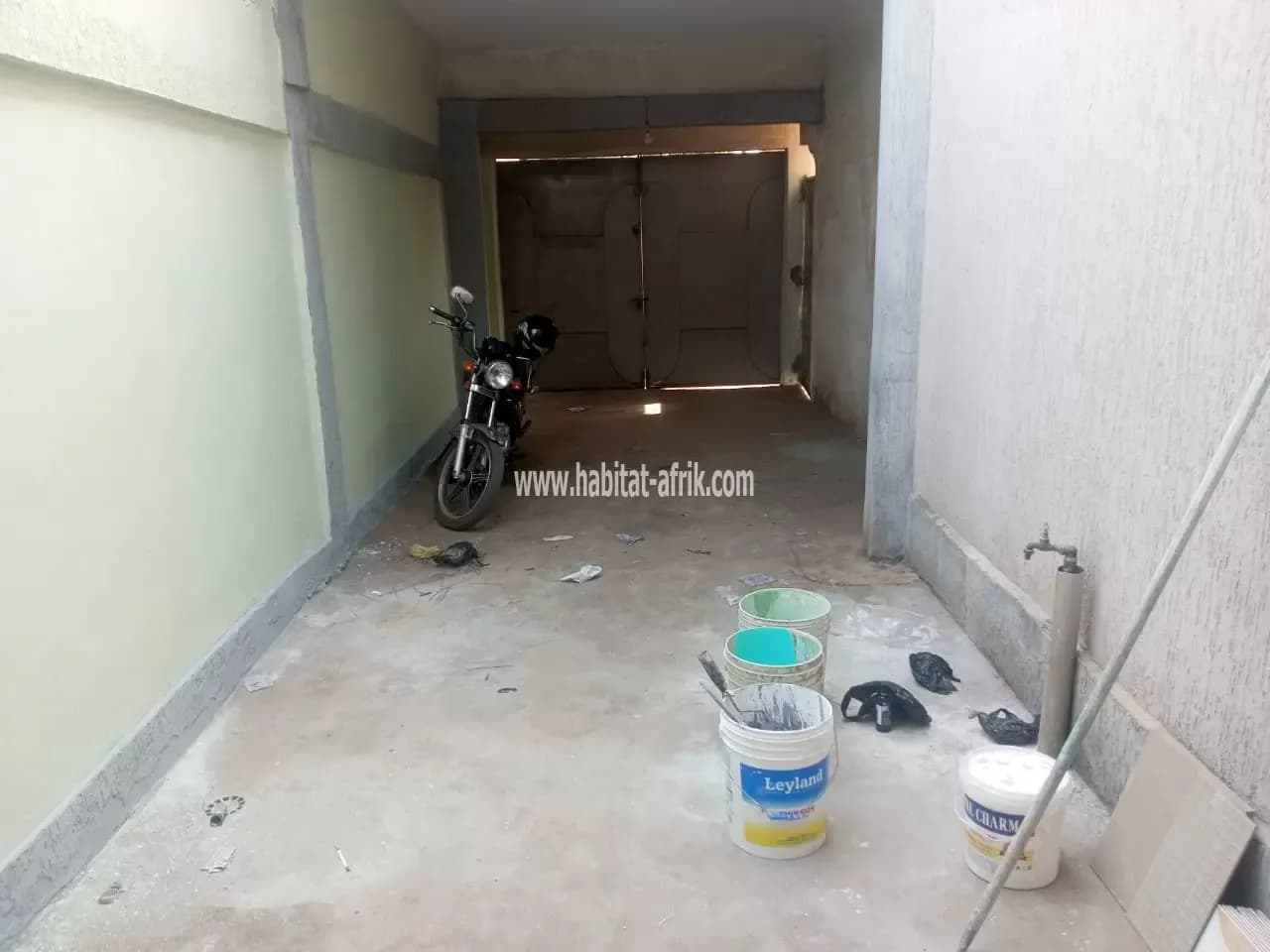 Je met en location une unique cour de 2 chambres salon à Agoo cacaveli Lome togo