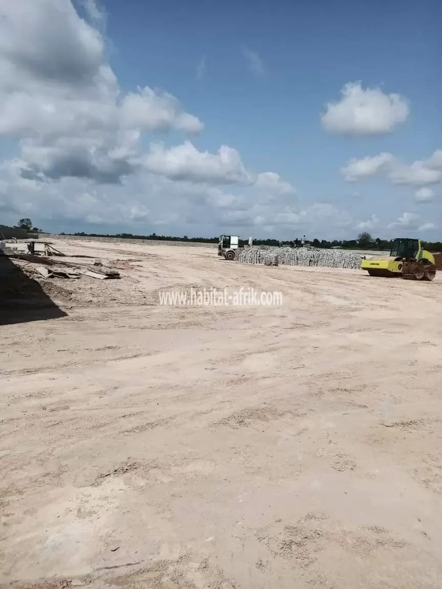 DEMI LOT A AKEPEDO PORT SEC