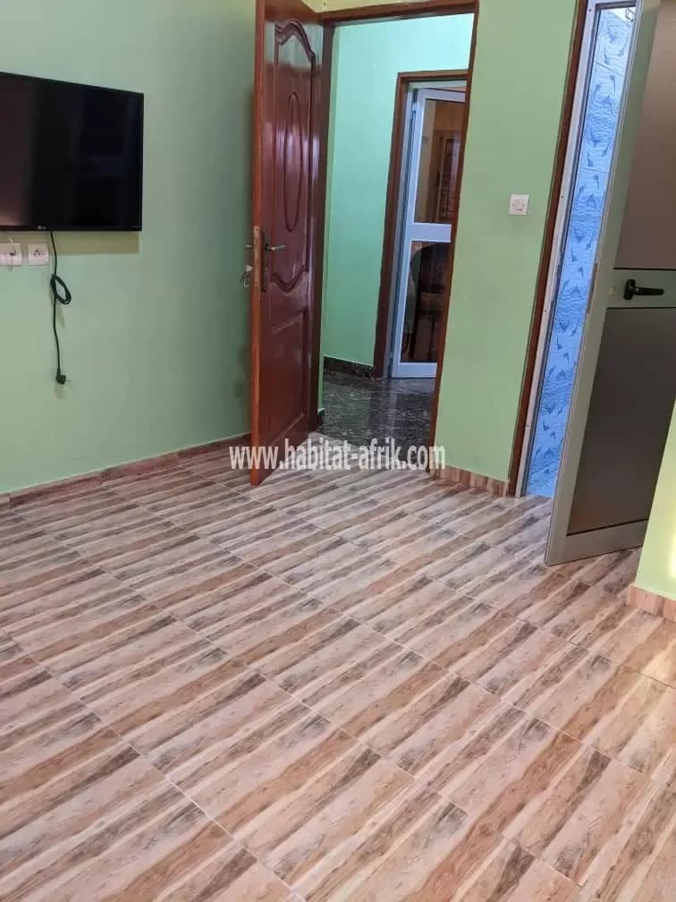 A louer mini villa de 3 chambres salon douche wc a atsiegou savoir lole togo