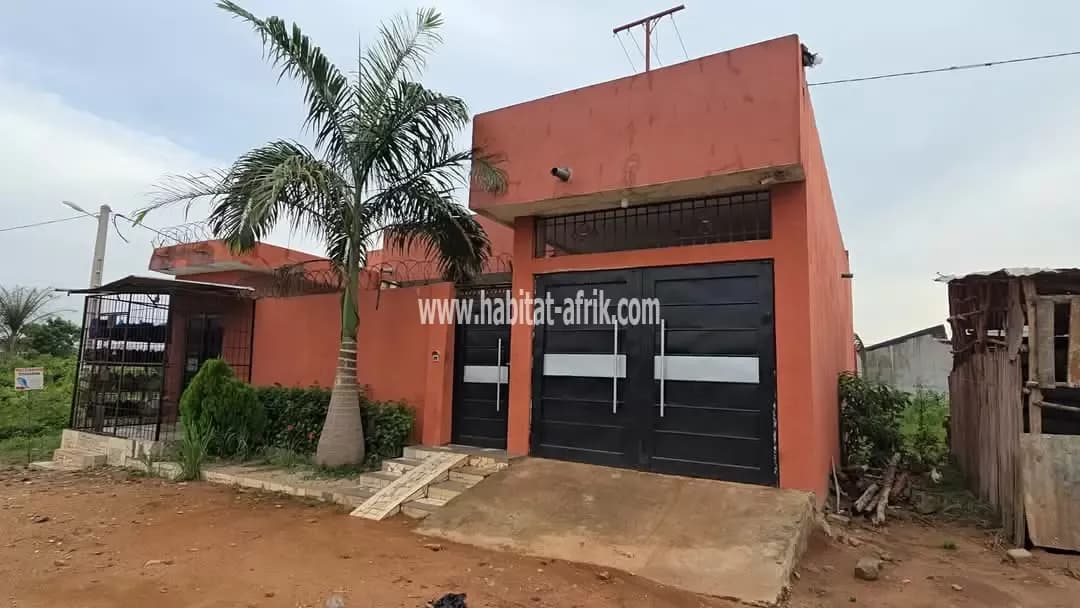 BELLE VILLA R+1 À VENDRE À CALAVI ZOUNDJA