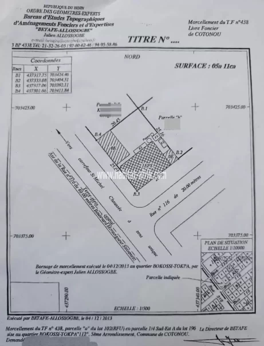PARCELLE EN ANGLE À AVENUE STEINMETZ - AIR GABON - MISSÈBO À VENDRE