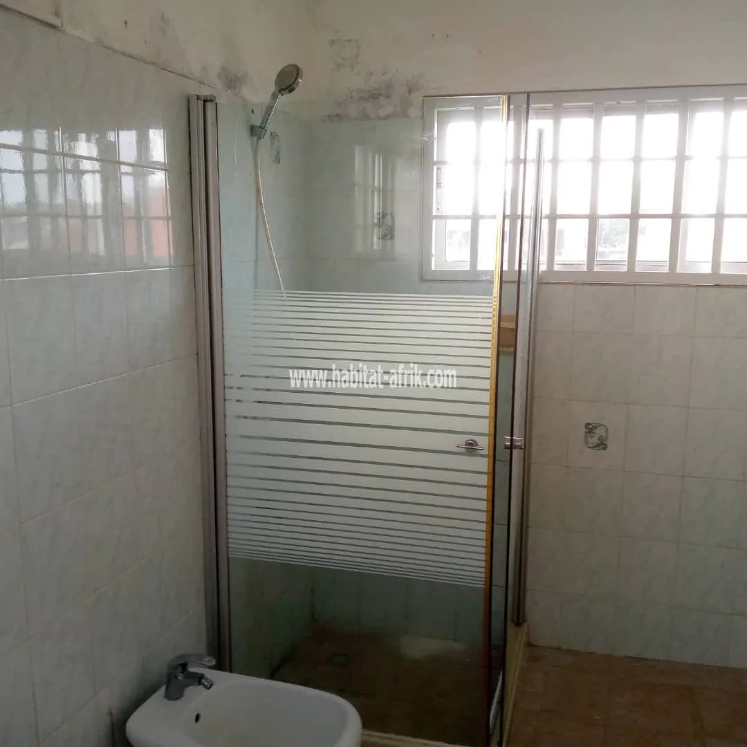 APPARTEMENT A LOUER