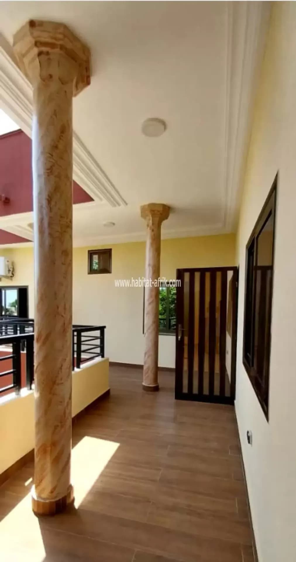 Appartement classique nouvelle construction de trois pièces+ un Séjour à Ab-Calavi Djadjo