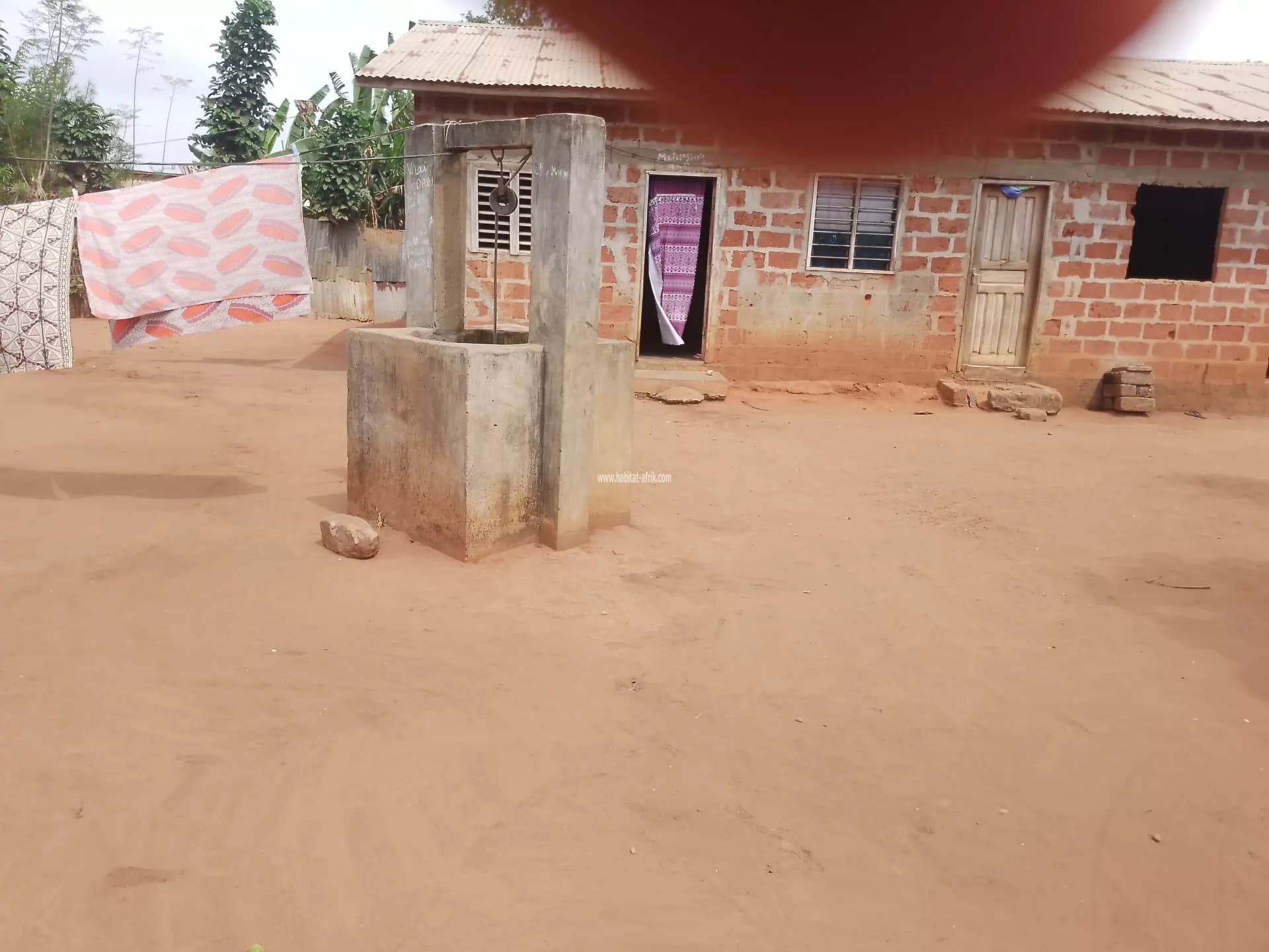 MAISON LOCATIVE ORDINAIRE A HEVIE HOUINMEY
