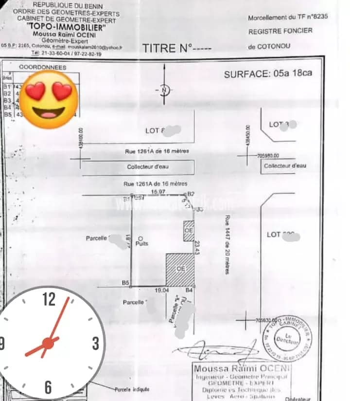 PARCELLE EN ANGLE DE RUE À AKPAKPA VON DU CEG SEGBEYA
