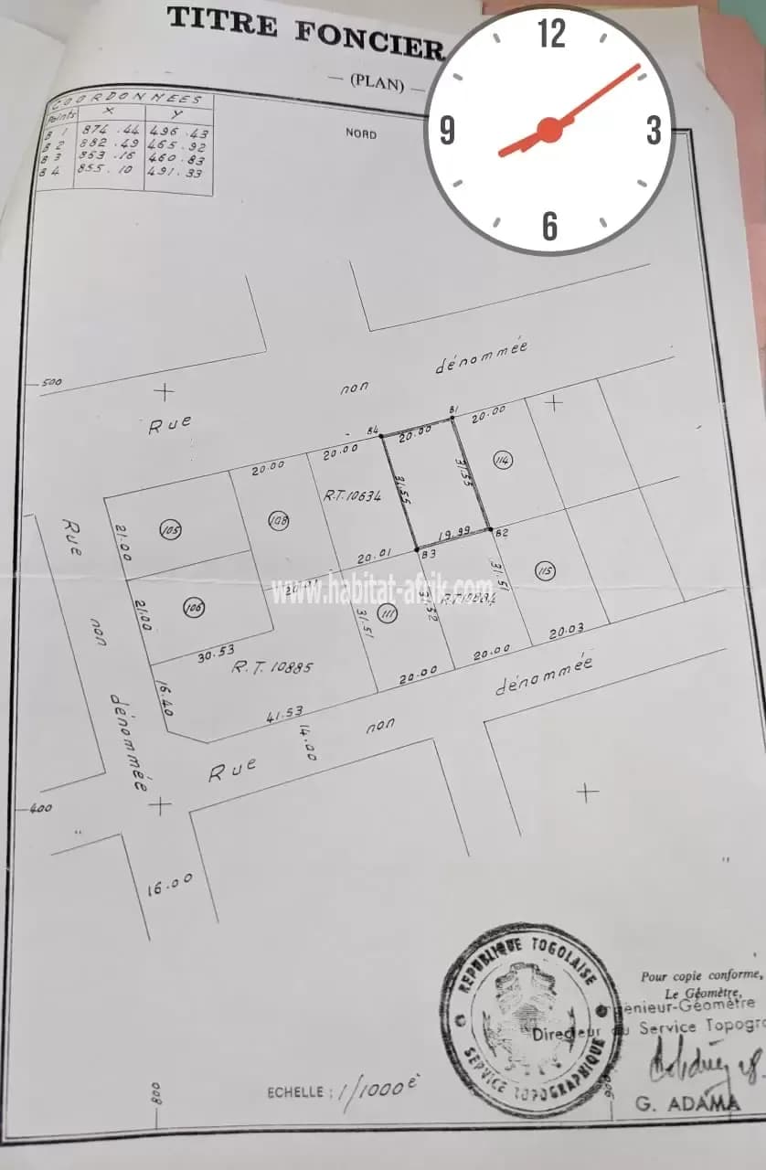 Je mets en vente une parcelle de terrain un lot soit 631 mètres carrés au bord du pavé non loin du CEG WUITI avec titre foncier lome togo