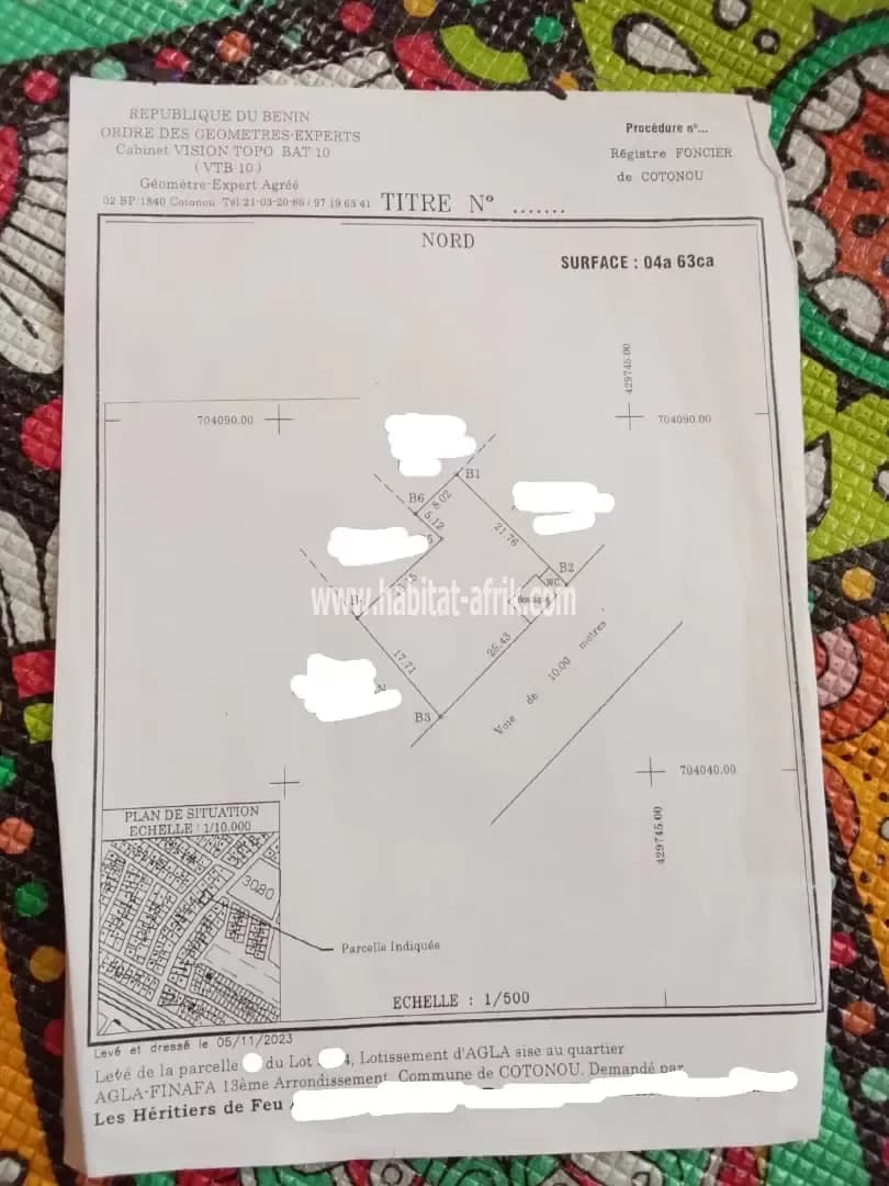 PARCELLE À VENDRE AU BORD DES PAVÉS À COTONOU AGLA BRIGADE DES MŒURS