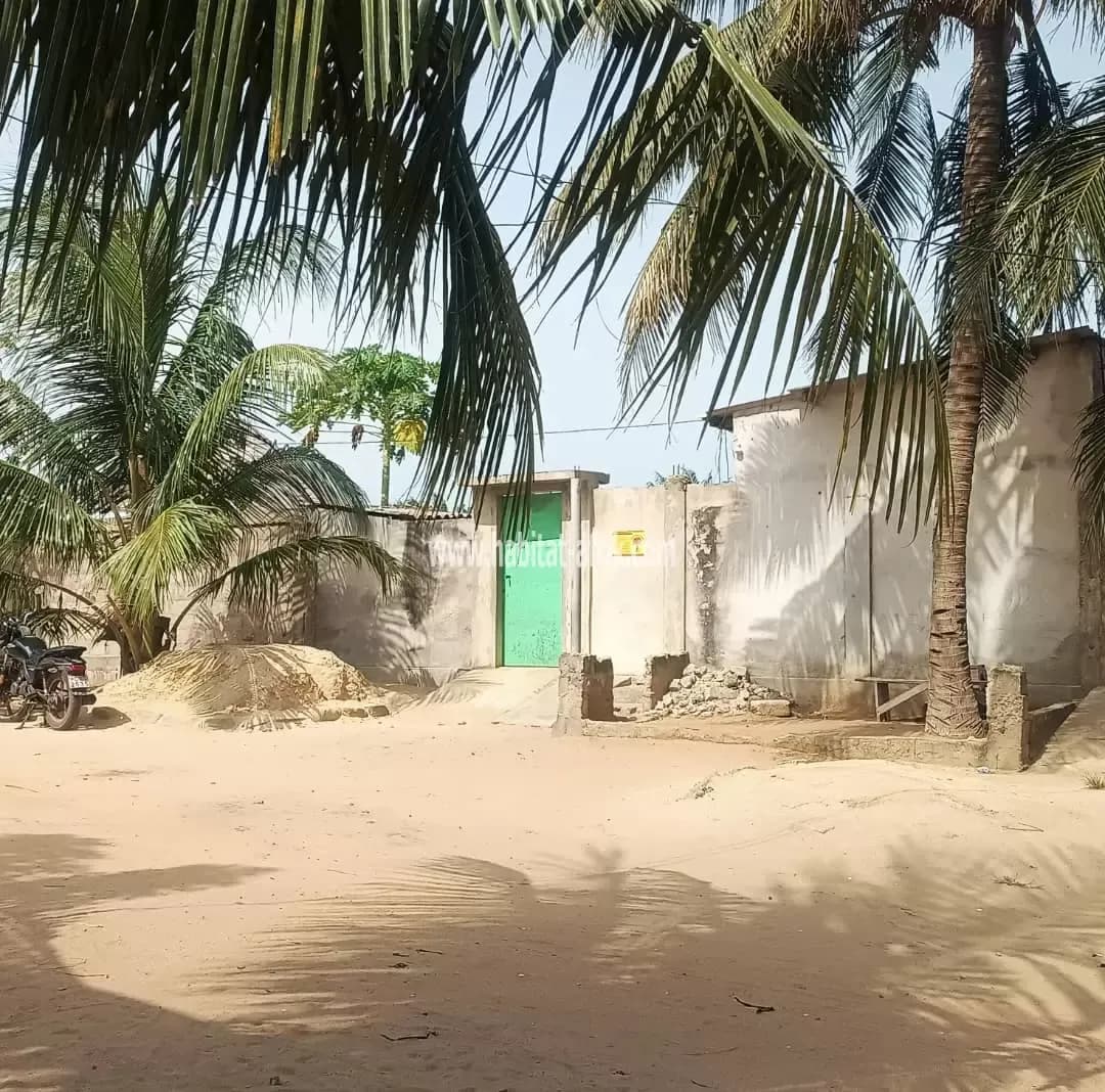 Maison à vendre à Baguida devego