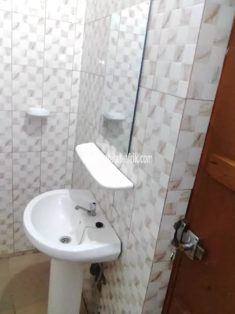 À louer chambre salon meublé dans la Cito aéroport lomé togo