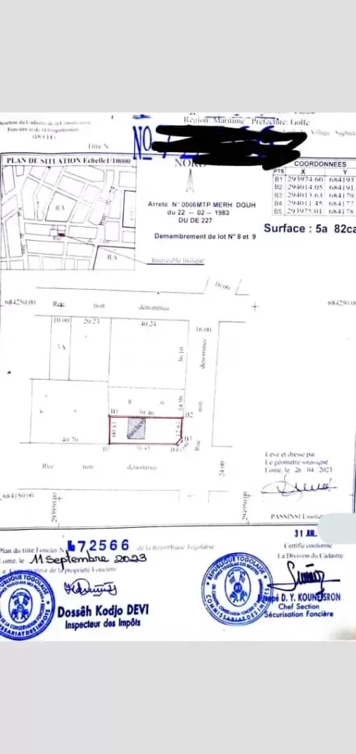 Je mets en vente une parcelle de terrain 1 lot angle de rue à adidogome sagbado lome togo