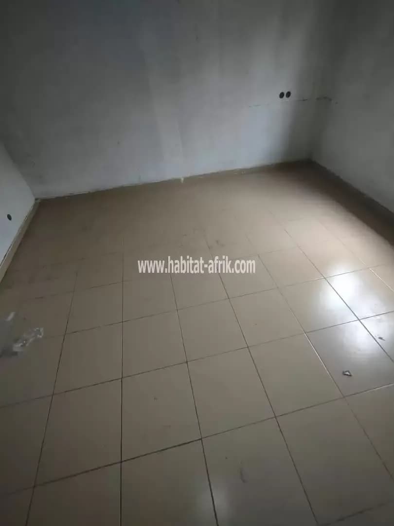 Mini Villa a louer situé à sanguera pres du groupe C trois (03) chambres salon lome togo