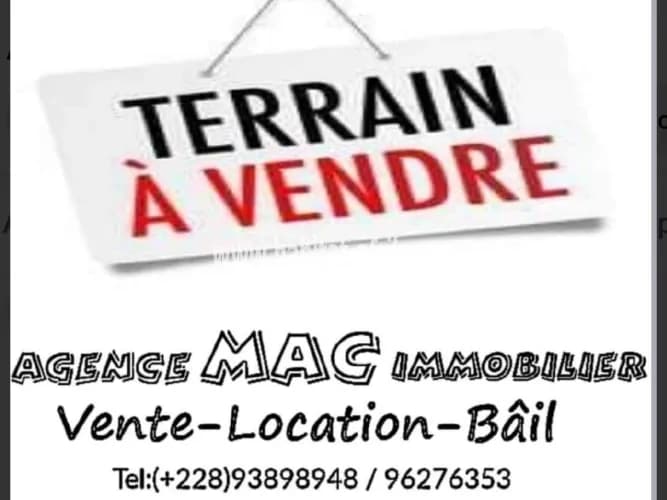 Terrain à vendre 1 lot 600 mètres carrés à kodjoviakope Lomé-Togo