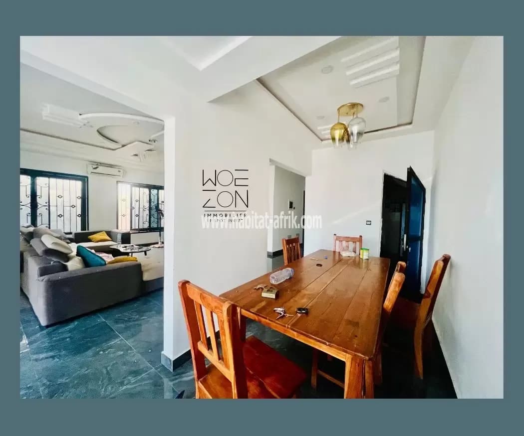 Je mets en vente une maison de 3 chambres autonomes salon dépendance cuisine sur un lot avec titre foncier a madiba adidogome lome togo