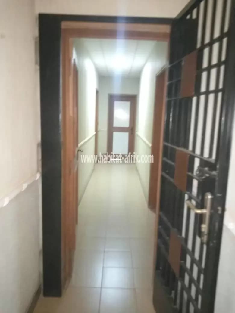 Appartement 3 chambres à Vêdoko à louer