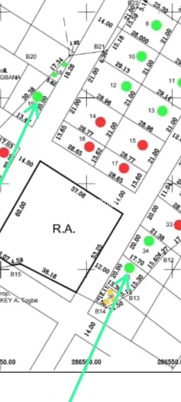 Je mets en vente des parcelles de terrain à 1km du goudron poste COVID NOEPE Togo