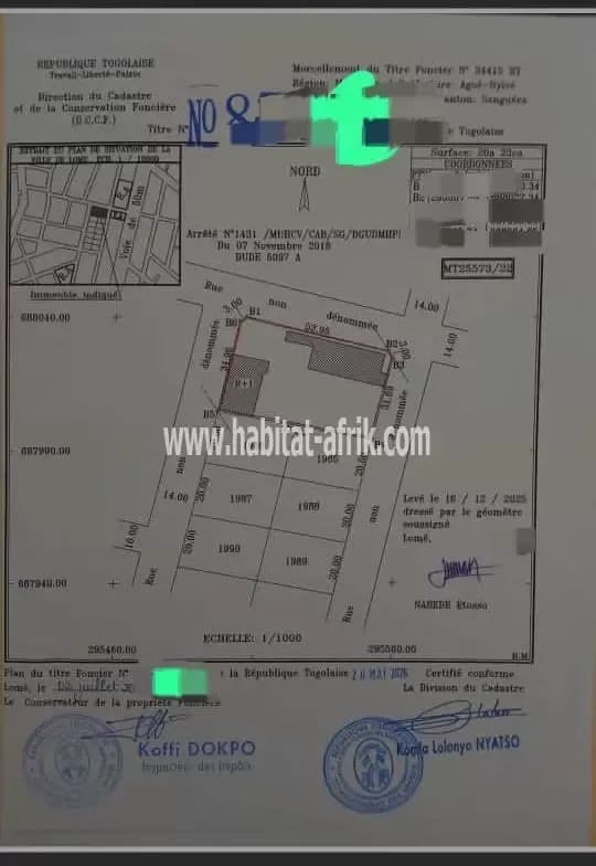 Terrain a vendre demi lot situé à sagbado lome togo