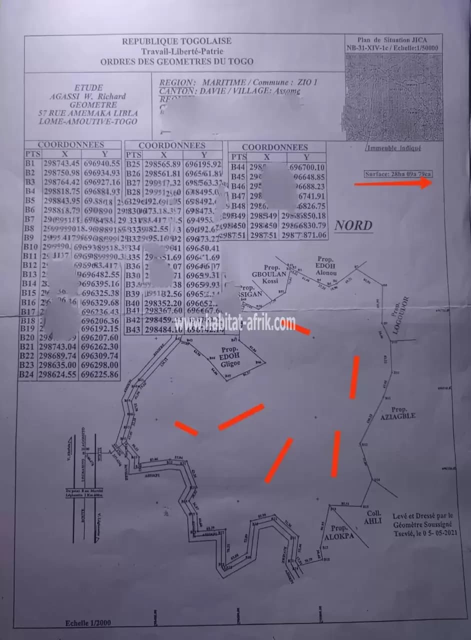 JE METS EN VENTE UNE PARCELLE DE TERRAIN SOIXANTE (60) HECTARES A AGOE ALINKA LOME TOGO