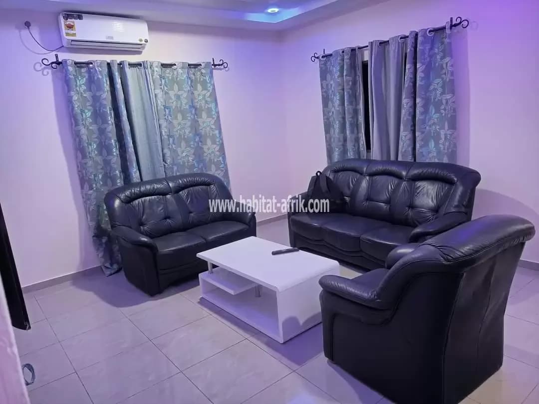 Je mets en location un appartement cour unique de deux (2) chambres salon équipée à pour vos séjour à lome togo