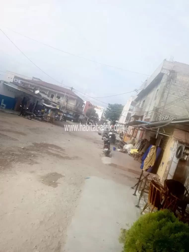 PARCELLE EN 2ÈME POSITION DES PAVÉS À COTONOU GBÉGAMEY ZONE SONEB