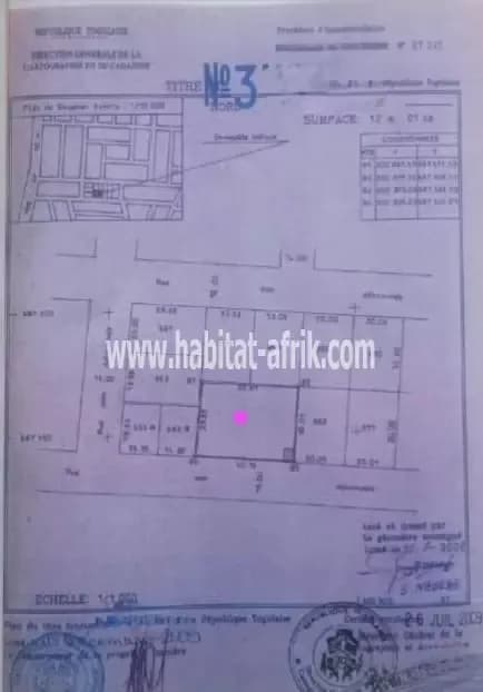 Je mets en vente une parcelle de terrain deux (2) lots colle a agoe cacaveli ministre ayassor avec titre foncier lome togo