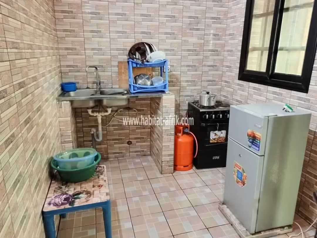 Je mets en location un appartement meublé de deux (2) chambres salon équipé à agoe cacaveli pharmacie shalom lome Togo
