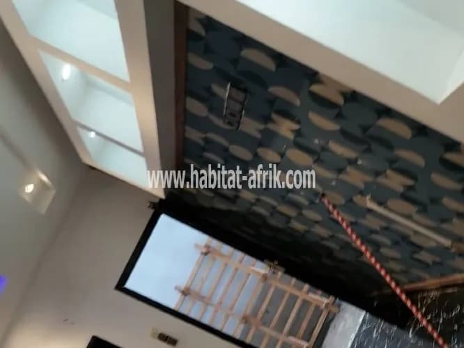 LOCATION Appartement Chambre Salon WC douche cuisine interne à hedzranawoé piscine Atlantique Lomé-Togo