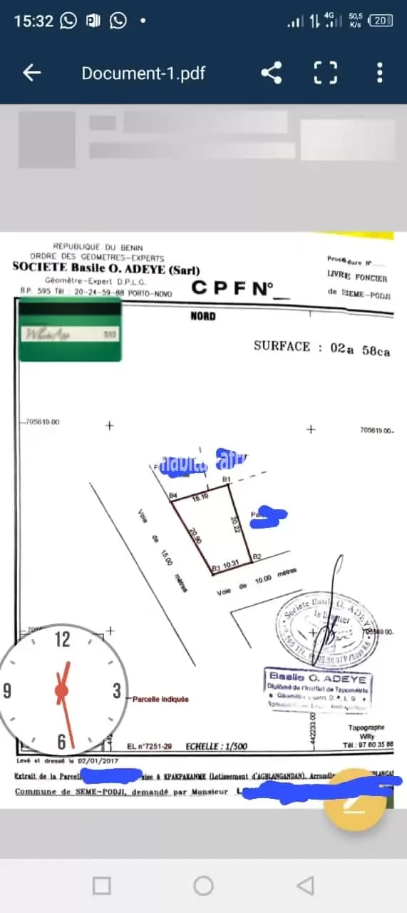 PARCELLE EN ANGLE DE RUE À AKPAKPA AGBLANGANDAN
