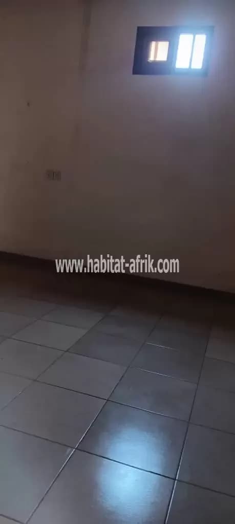 Je mets en location un apartement de chambre salon a nanegbe lome togo
