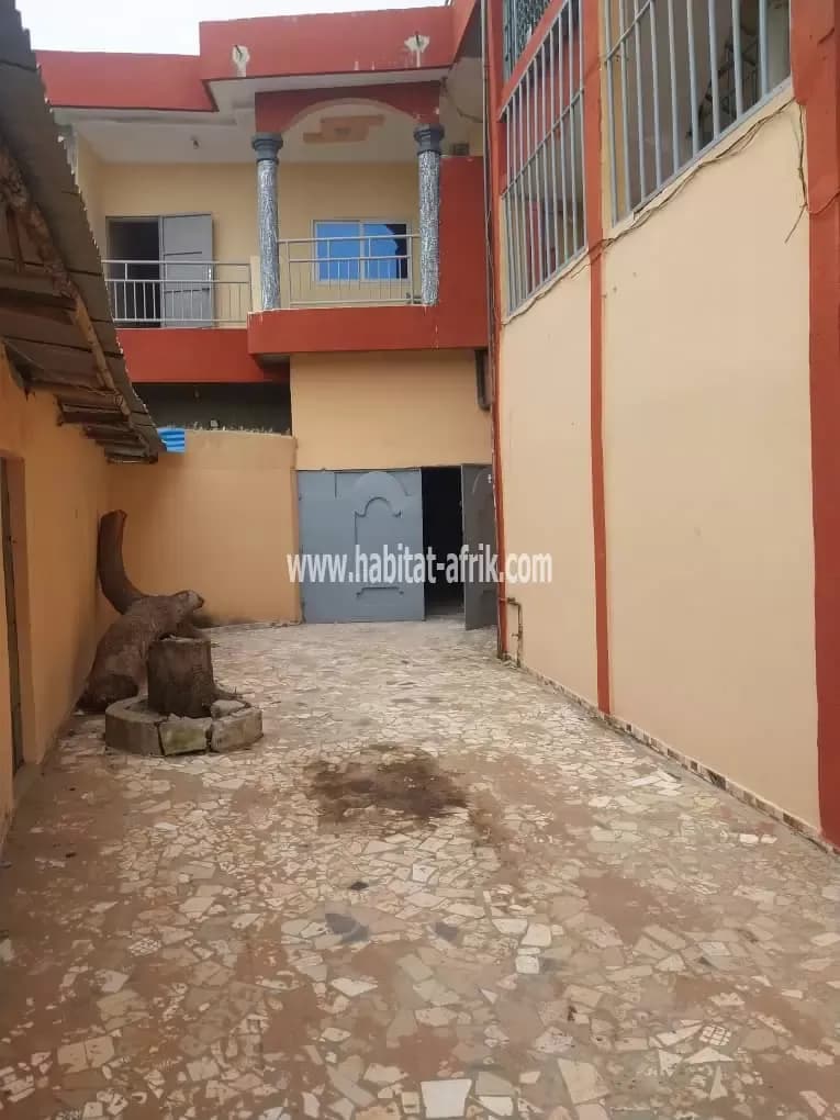 Deux chambres salon sanitaire nouvelle constitution à calavi PARANA