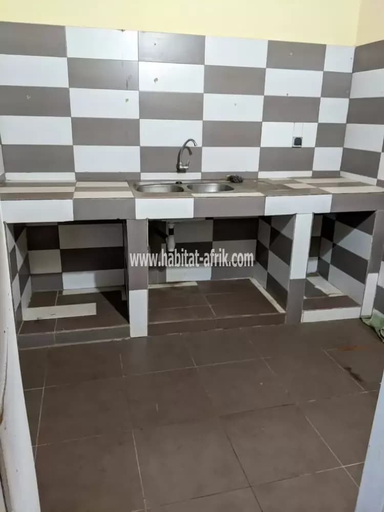 A louer d’une appartement de 02 chambres à Hlomé togo