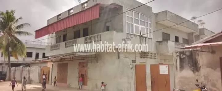 IMMEUBLE LOCATIF À VENDRE À CALAVI COCOTOMEY