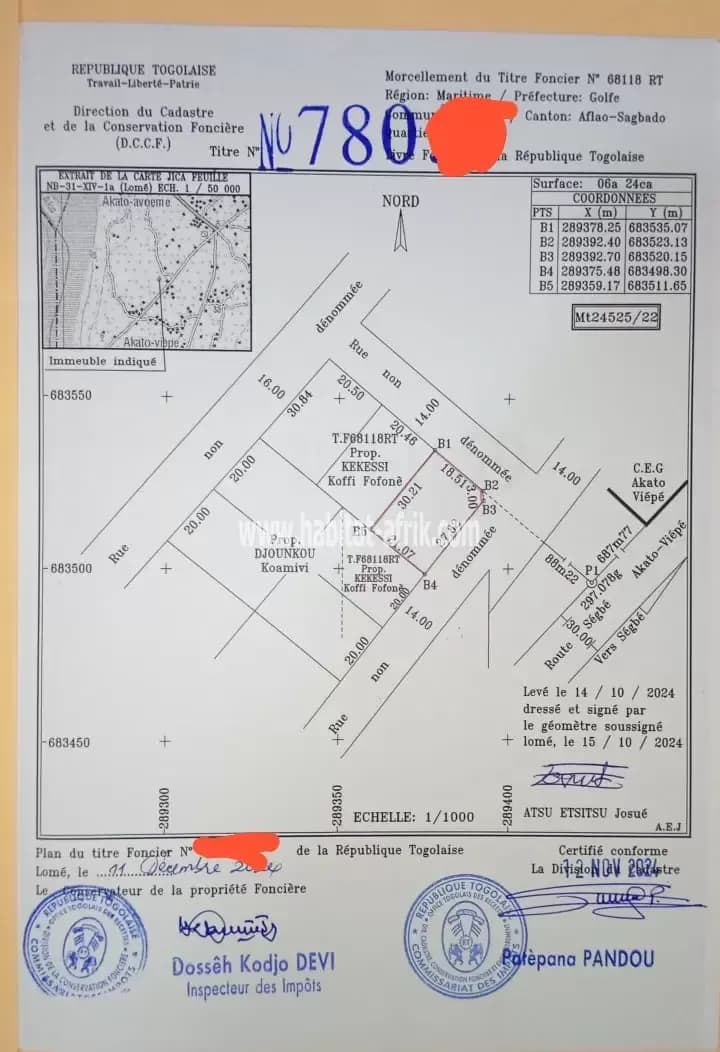 Nous mettons en vente une parcelle de un lot, terrain situé à akato viepe 200m du goudron lome togo