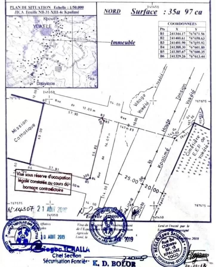 Je mets en vente une parcelle de terrain six (6) lots collés à yokele kpalimé togo