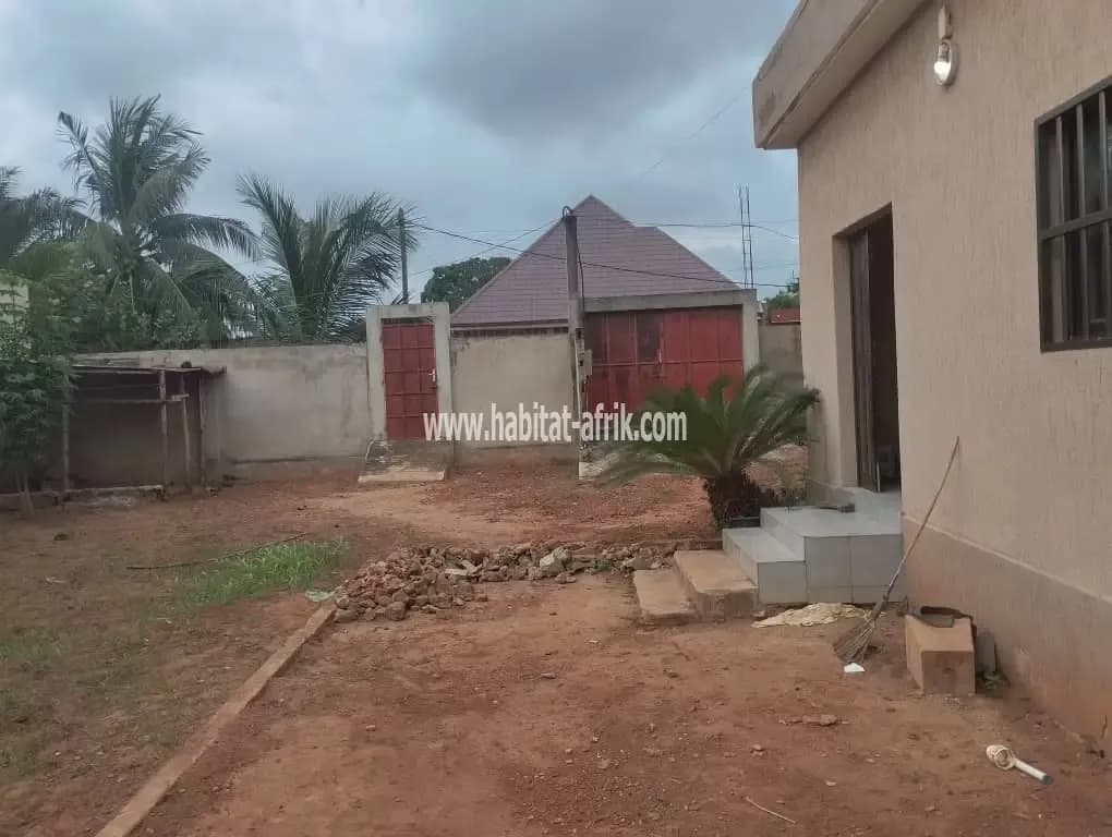 Location mini villa chambre salon à adidogome yokoe lome togo