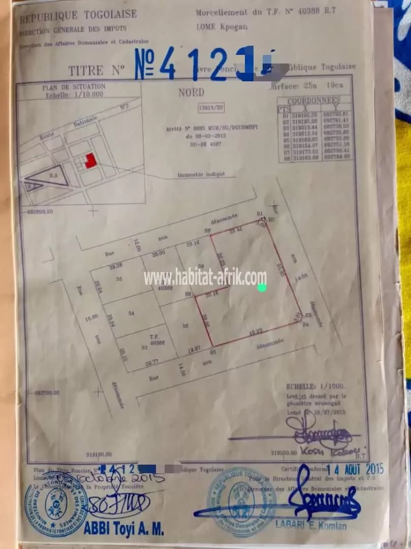 À VENDRE 4 LOTS  ET 1/2 À AGODEKE CÔTÉ PLAGE