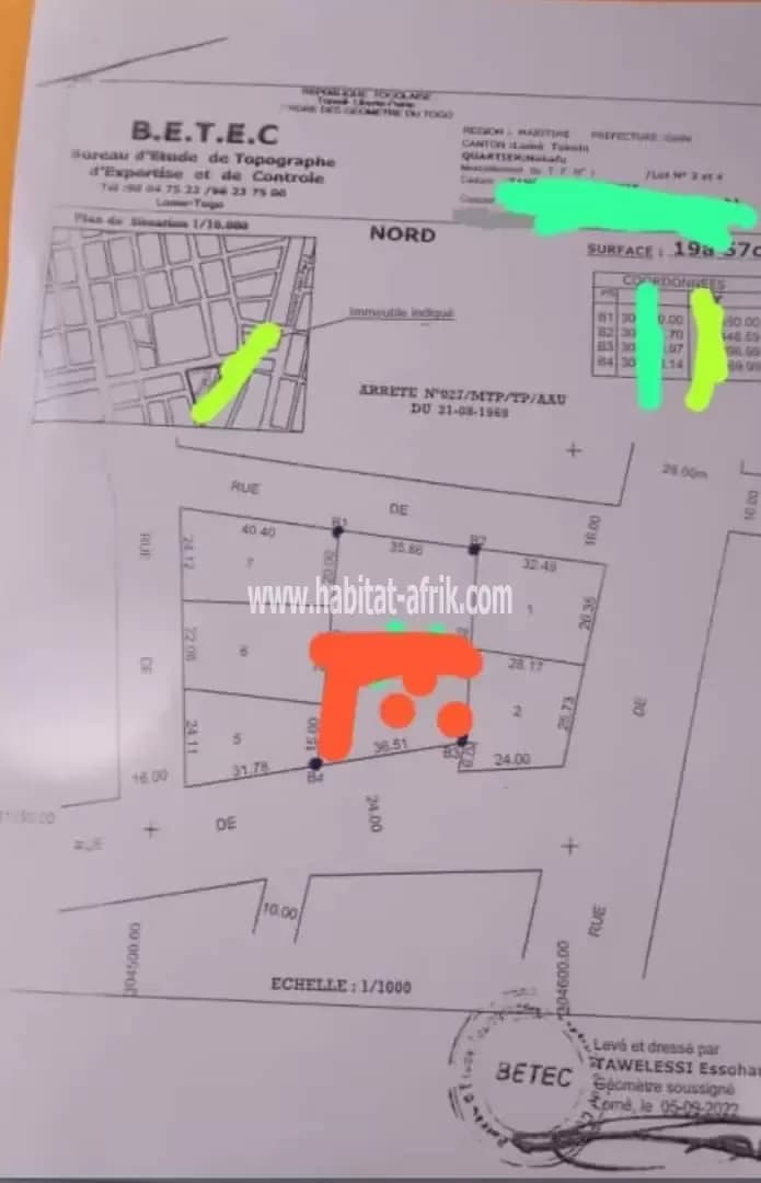 Je mets en vente une parcelle de 02 lot en bordure du goudron forever lome togo