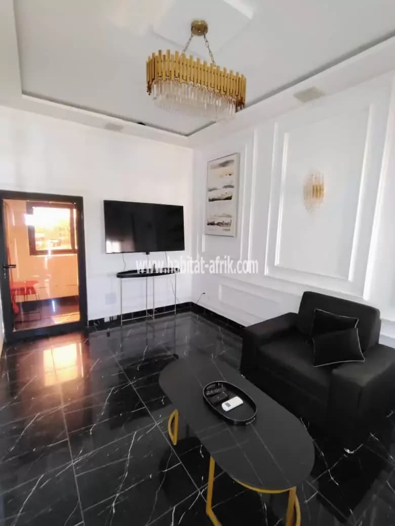 Location villa composé de 4 chambres salon agoe assiyeye cool catché lome togo