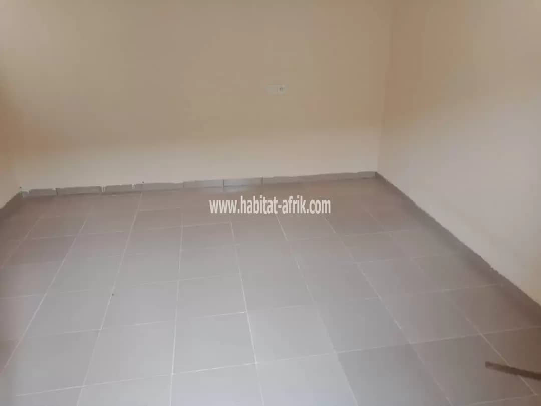 LOCATION Appartement Pièce Wc Douche Cuisine A ADIDOGOMÉ LOGOTÉ LOMÉ-TOGO