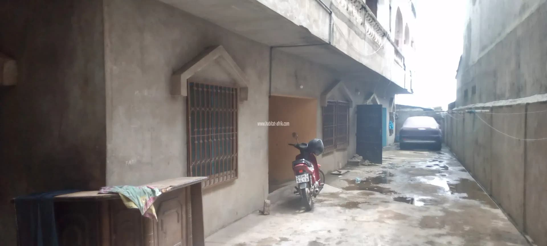 IMMEUBLE R+2 À VENDRE À COTONOU GBÈDÉGBÉ