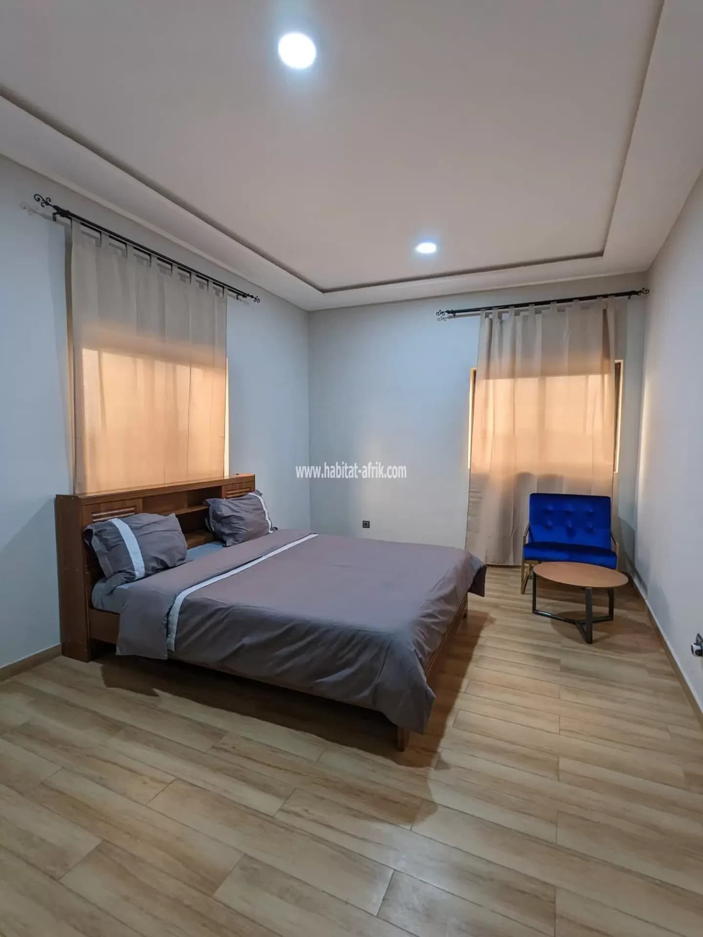 STUDIOS ET APPARTEMENTS MEUBLÉS A LOUER  A ADEWUI