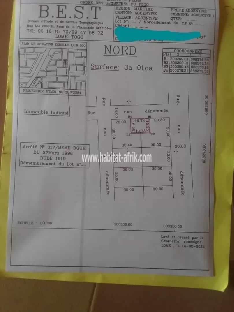 Je mets en vente une parcelle de terrain un lot à Agoè Minamadou carrefour bleu lome togo